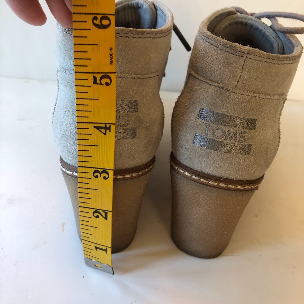 TOMS Gray Suede Size 5 Women’s Wedge Heel Bootie-Send your offer! 🍁 - Picture 14 of 14